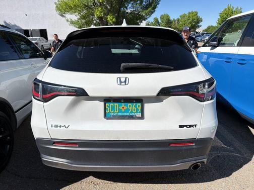 Platinum White Pearl 2023 Honda HR-V 2WD Sport