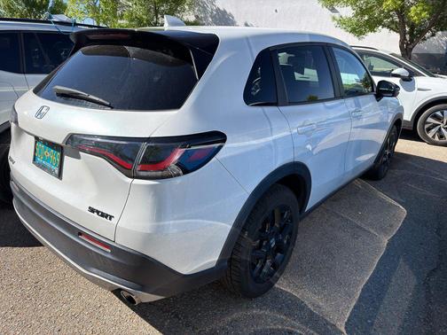 Platinum White Pearl 2023 Honda HR-V 2WD Sport