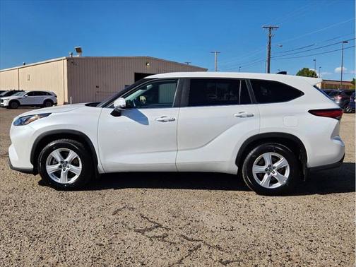 2023 Toyota Highlander L