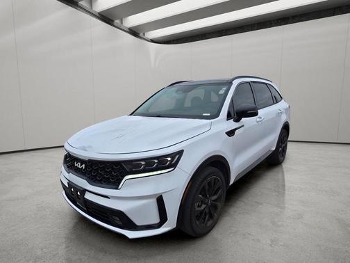Glacial White Pearl 2023 Kia Sorento SX