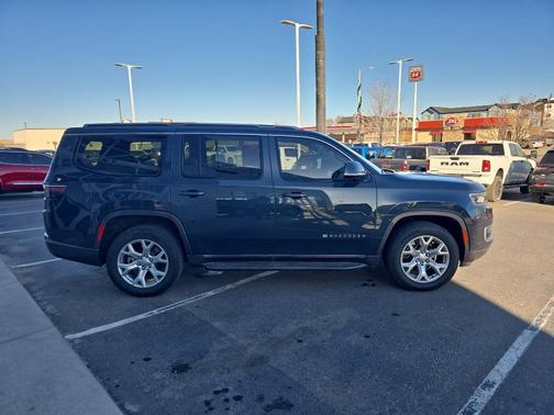 2022 Jeep Wagoneer Series I 4x4