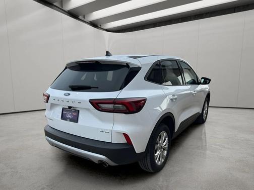OXFORD WHITE 2025 Ford Escape Active