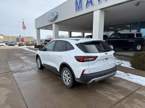 2025 Ford Escape Active