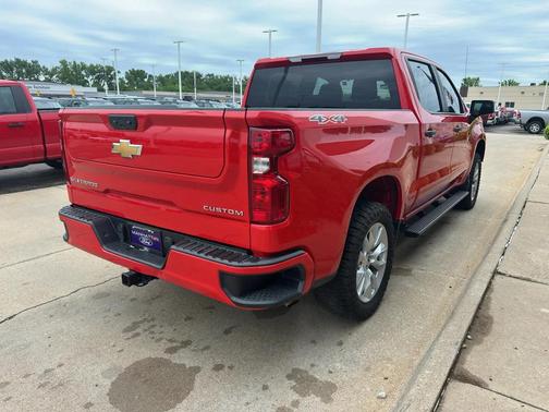 Red Hot 2022 Chevrolet Silverado 1500 Custom