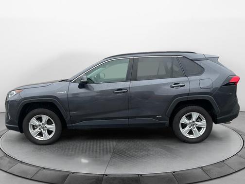 2019 Toyota RAV4 Hybrid XLE