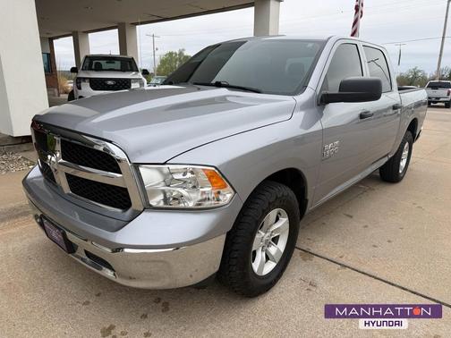 2022 RAM 1500 Classic SLT