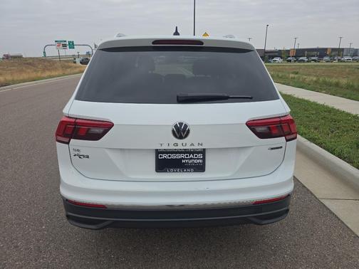 2024 Volkswagen Tiguan 2.0T SE 4MOTION