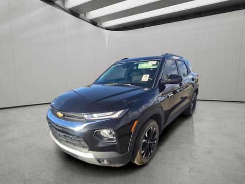 Mosaic Black Metallic 2021 Chevrolet Trailblazer LT