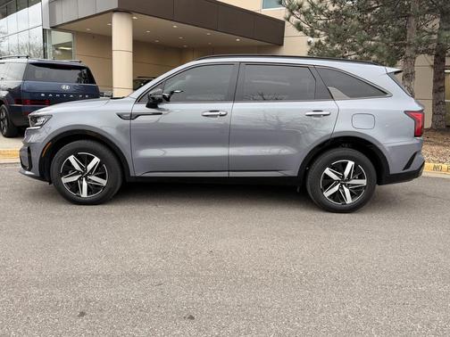 2022 Kia Sorento EX