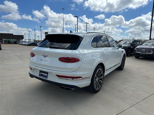 2021 Bentley Bentayga V8