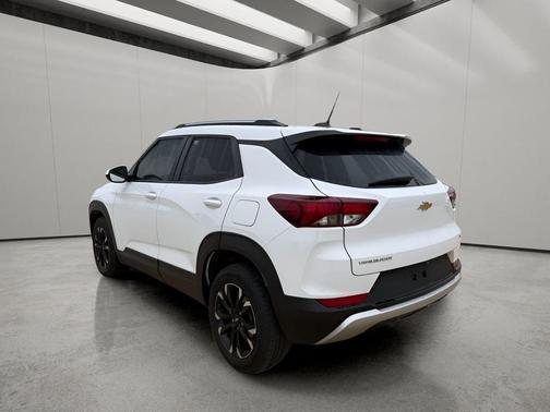 Summit White 2023 Chevrolet Trailblazer LT