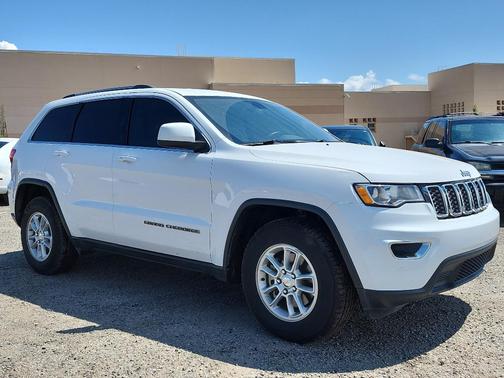 2019 Jeep Grand Cherokee Laredo