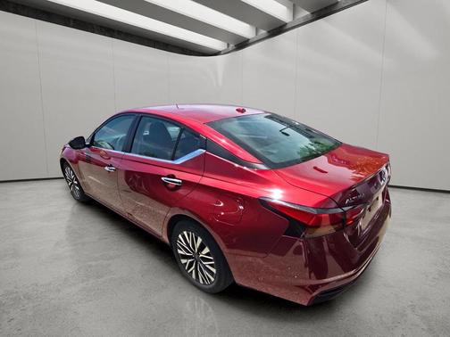 Scarlet Ember 2025 Nissan Altima SV FWD