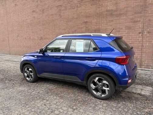 Intense Blue 2025 Hyundai VENUE SEL