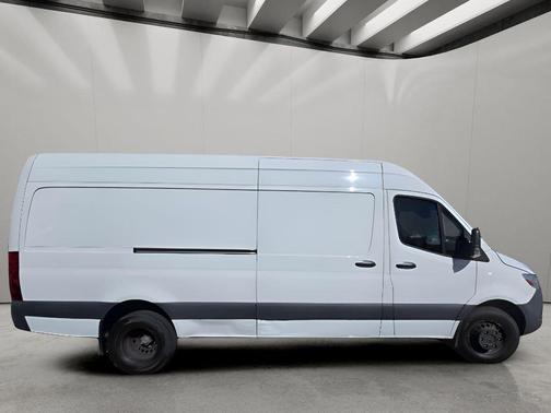 2022 Mercedes-Benz Sprinter 3500XD High Roof