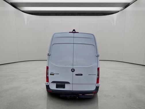 Arctic White 2022 Mercedes-Benz Sprinter 3500XD High Roof