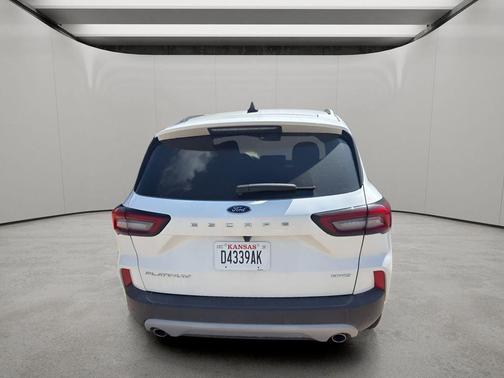 STAR WHITE METALLIC TRI-COAT 2024 Ford Escape Platinum