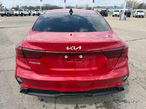 Currant Red 2024 Kia Forte LXS