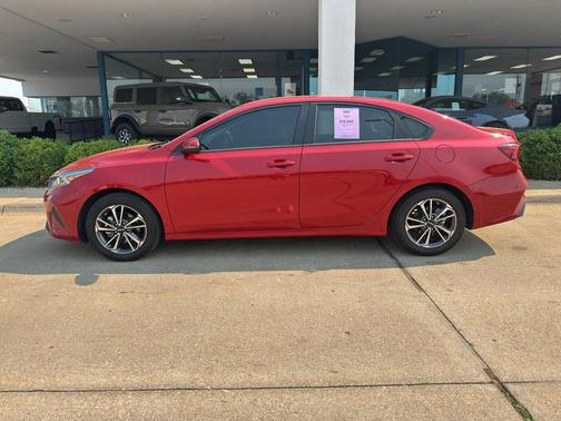 Currant Red 2024 Kia Forte LXS