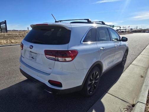 2019 Kia Sorento S