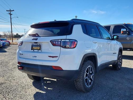 2024 Jeep Compass Trailhawk