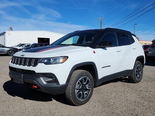 2024 Jeep Compass Trailhawk