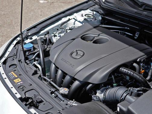 Ceramic Metallic 2026 Mazda Mazda3 2.5 S Select Sport