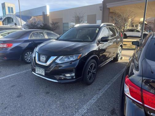 2017 Nissan Rogue SL