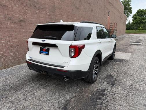 STAR WHITE MET TRI-COAT 2023 Ford Explorer ST-Line