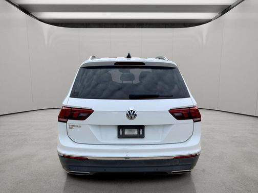 White 2019 Volkswagen Tiguan 2.0T SEL