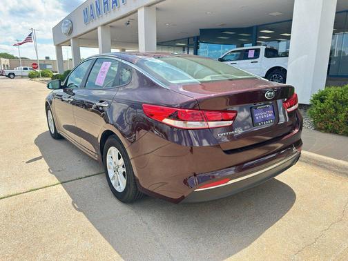 Sangria 2016 Kia Optima LX