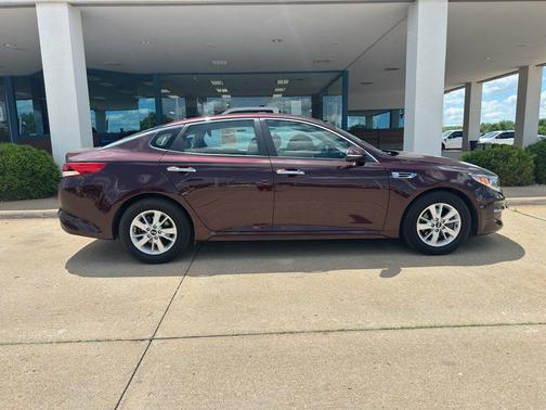 Sangria 2016 Kia Optima LX