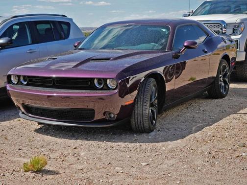 Hellraisin 2022 Dodge Challenger SXT