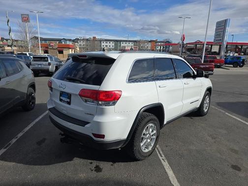 2019 Jeep Grand Cherokee Laredo
