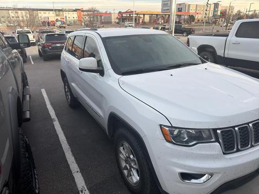 2019 Jeep Grand Cherokee Laredo