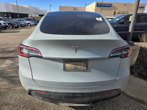 2021 Tesla Model Y Long Range Dual Motor All-Wheel Drive