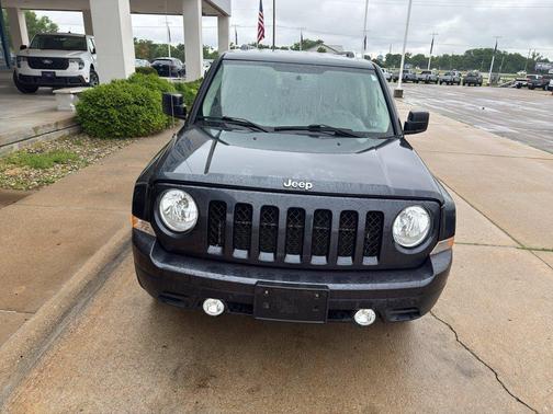 Maximum Steel Metallic Clearcoat 2015 Jeep Patriot Latitude