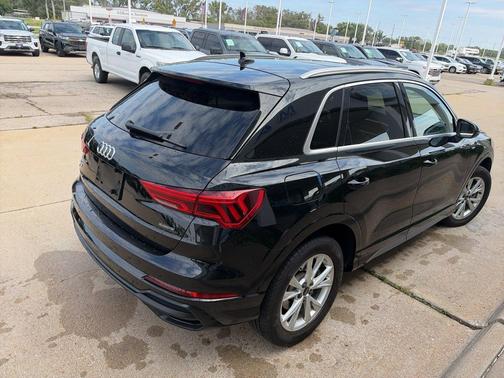 Chronos Gray Metallic 2025 Audi Q3 Premium 45 TFSI S line quattro Tiptronic