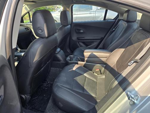 2014 Chevrolet Volt Base