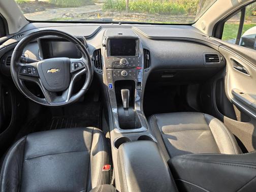 2014 Chevrolet Volt Base