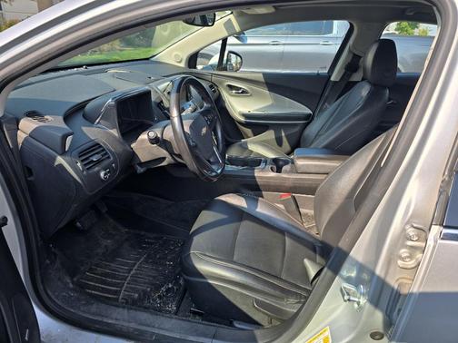 2014 Chevrolet Volt Base
