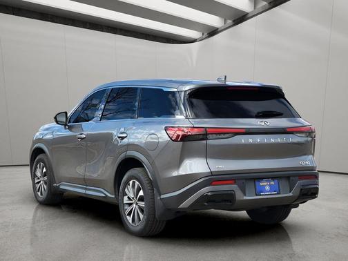 2022 INFINITI QX60 Pure