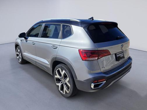 Pyrite Silver Metallic 2023 Volkswagen Taos 1.5T SEL