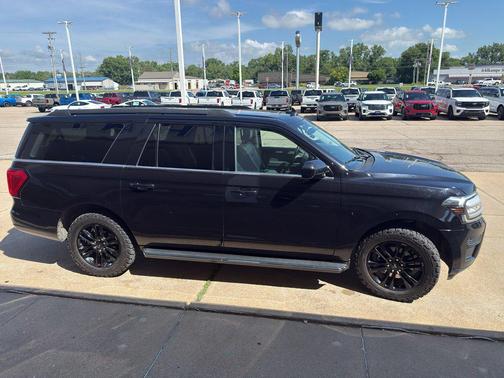 AGATE BLACK METALLIC 2023 Ford Expedition Max XLT