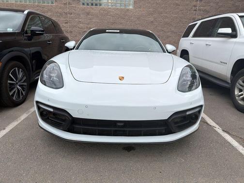 White 2023 Porsche Panamera 4 Platinum Edition