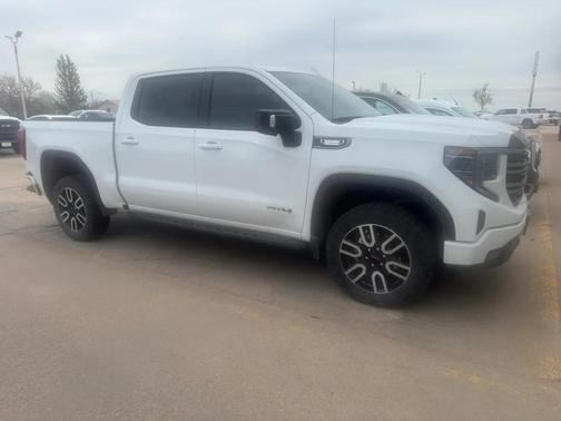 Summit White 2025 GMC Sierra 1500 AT4