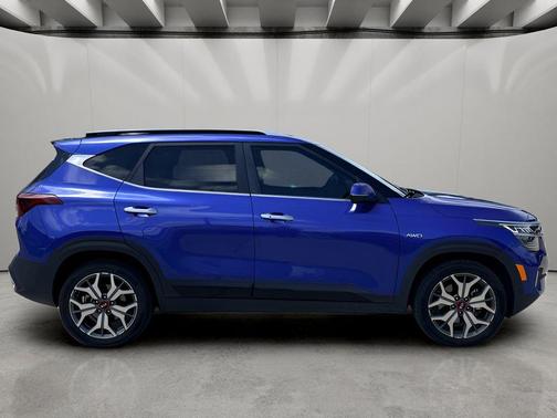 Neptune Blue 2021 Kia Seltos SX Turbo