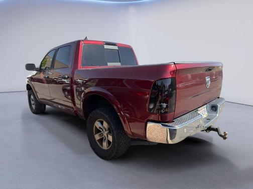 Delmonico Red Pearlcoat 2016 RAM 1500 Outdoorsman