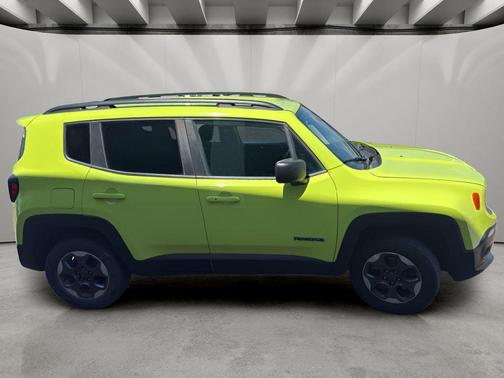 Hypergreen Clearcoat 2018 Jeep Renegade Sport