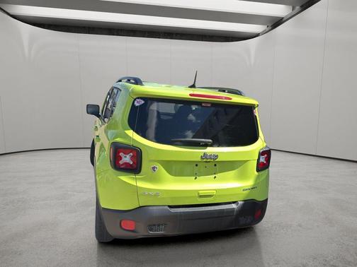 Hypergreen Clearcoat 2018 Jeep Renegade Sport